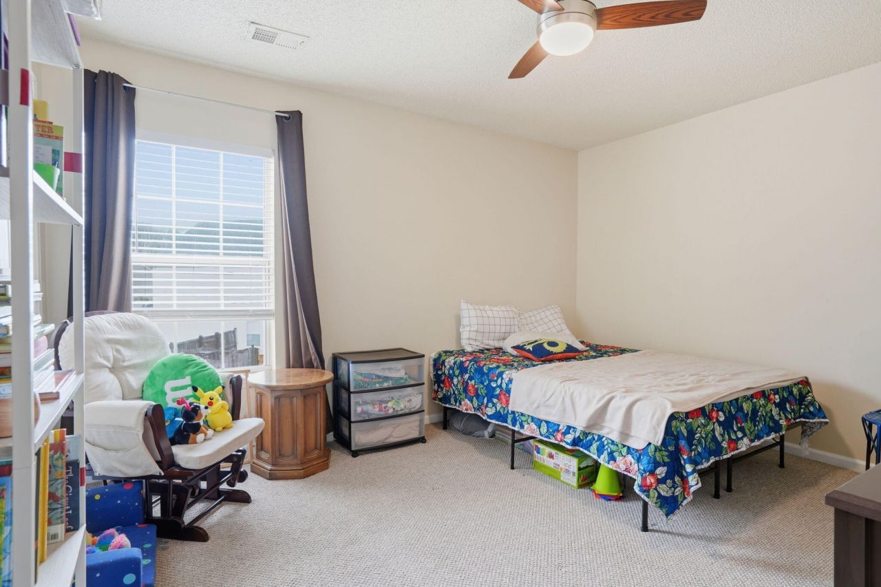 4004 Carolina Bay Drive Photo 13