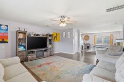 4004 Carolina Bay Drive photo 4