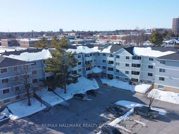 214 Viewmount Drive, Unit 310, Ottawa, ON K2E7X3