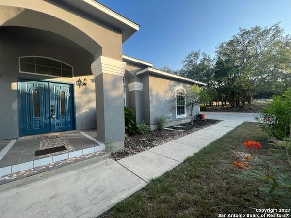 101 Cielo Vista, Canyon Lake, TX 78133