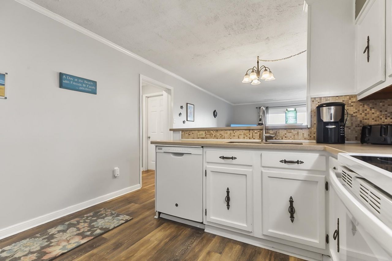 613 S Ocean Blvd. Photo 12