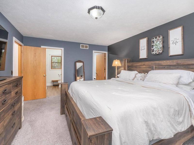 24305 Coshocton Road , Howard, OH 43028 Photo 16