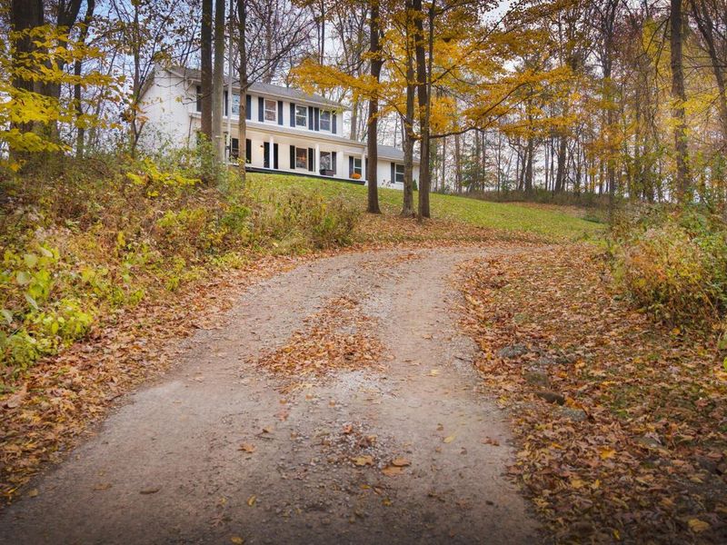 24305 Coshocton Road , Howard, OH 43028 Photo 5