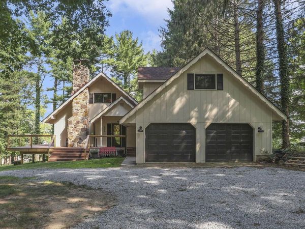 406 Crabapple Drive , Howard, OH 43028