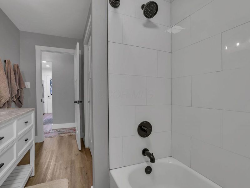 406 Crabapple Drive, Howard, OH 43028 Photo 15