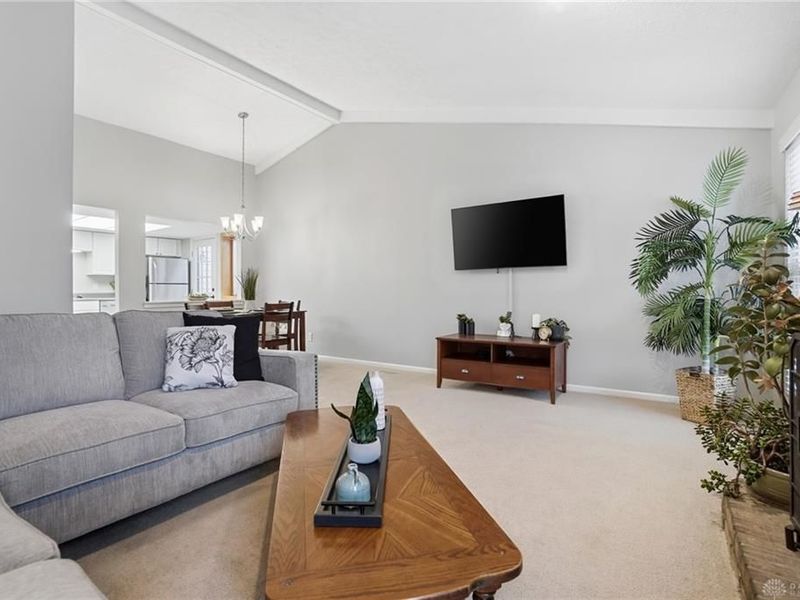 1320 Glastonbury Lane, Washington Township, OH 45459 Photo 12