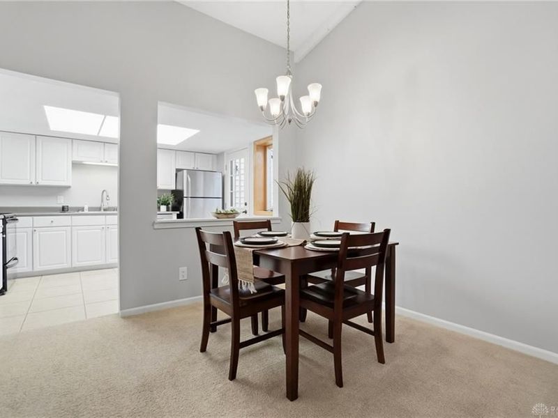 1320 Glastonbury Lane, Washington Township, OH 45459 Photo 16