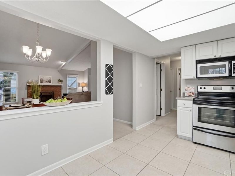 1320 Glastonbury Lane, Washington Township, OH 45459 Photo 24