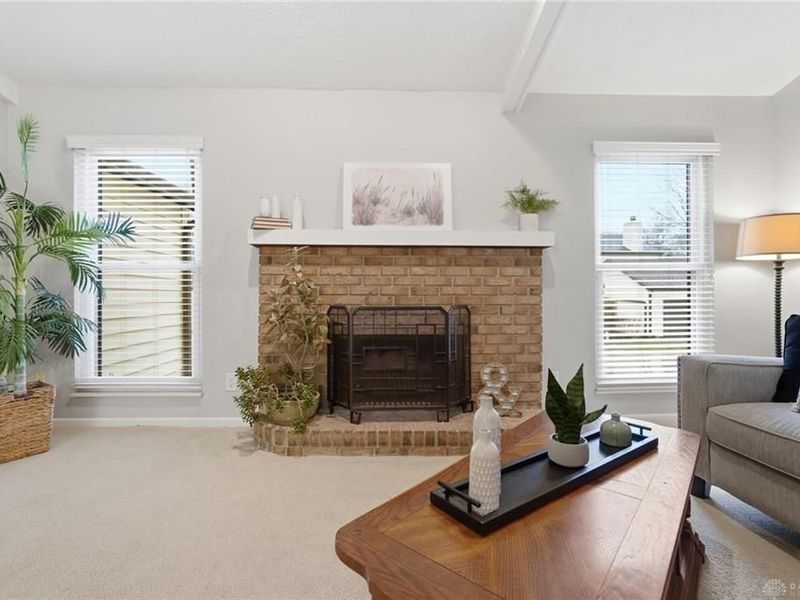 1320 Glastonbury Lane, Washington Township, OH 45459 Photo 7