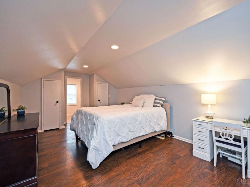 4442 Homelawn Avenue, Cincinnati, OH 45211 Photo 24