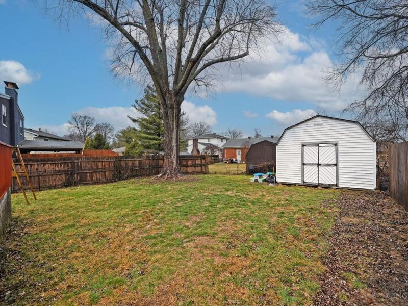 4442 Homelawn Avenue, Cincinnati, OH 45211 Photo 38