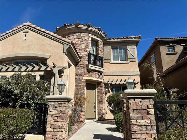2427 CORDOBA BLUFF Court , Las Vegas, NV 89135