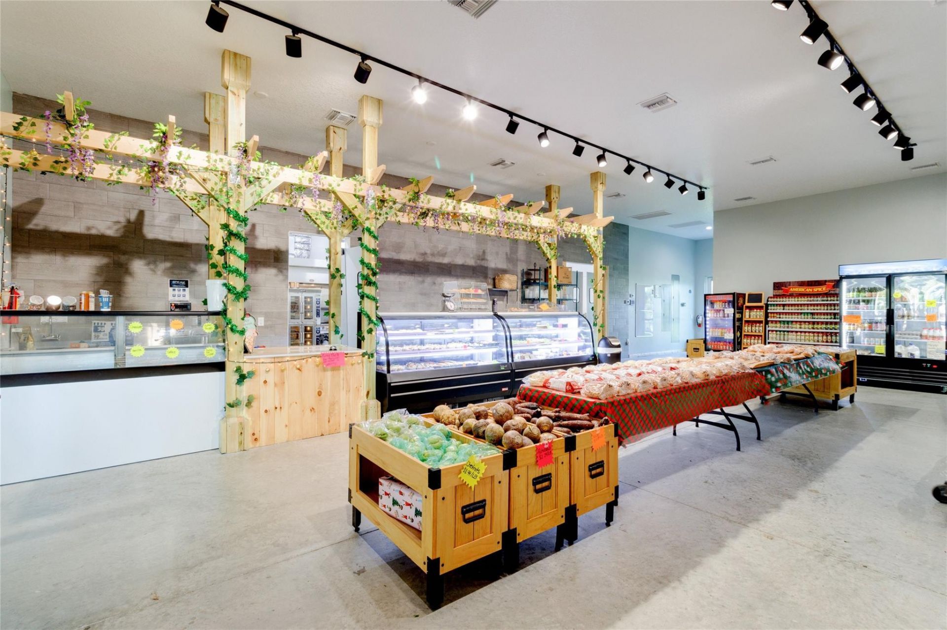 3700 SW 9th St, Unit #102, Vero Beach, FL 32968 Photo