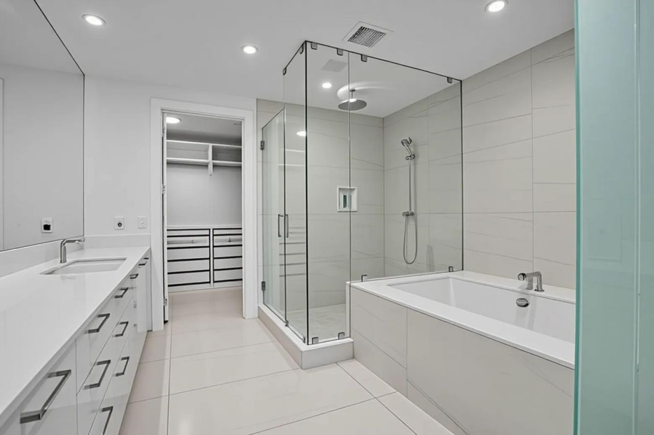 153 N Seabreeze Boulevard, Unit S-1601, Fort Lauderdale, FL 33304 Photo