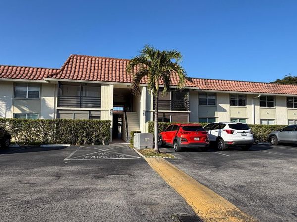 1124 NW 13th Street, Unit 208A, Boca Raton, FL 33486