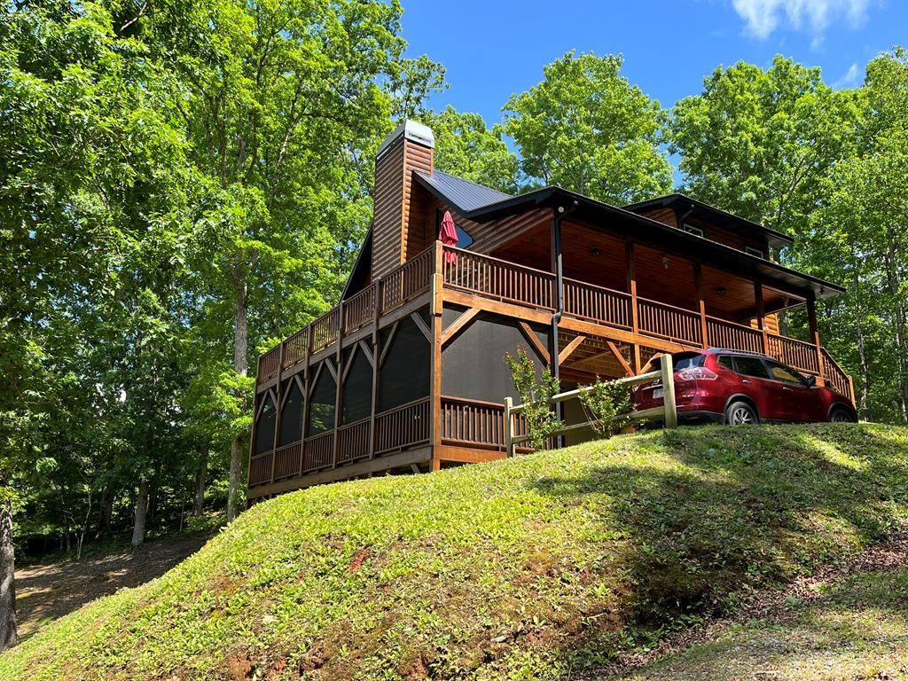 465 Confederate Circle, Murphy, NC 28906 Main Photo