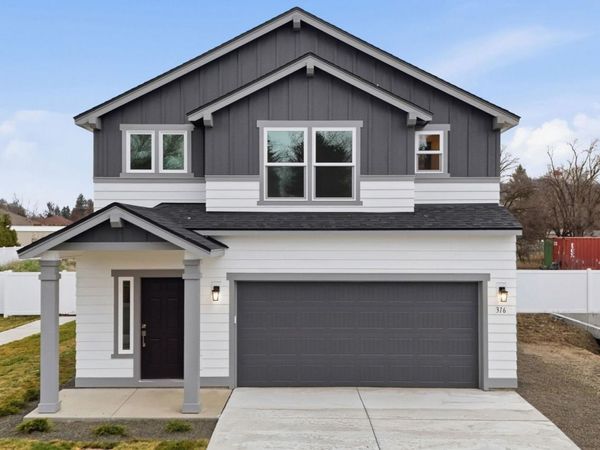 316 N Viewmont Ct, Greenacres, WA 99016