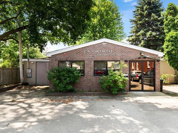 30 Thacher St, Malden, MA 02148