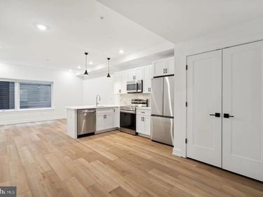 901 LELAND, Unit 1B-208, PHILADELPHIA, PA 19130