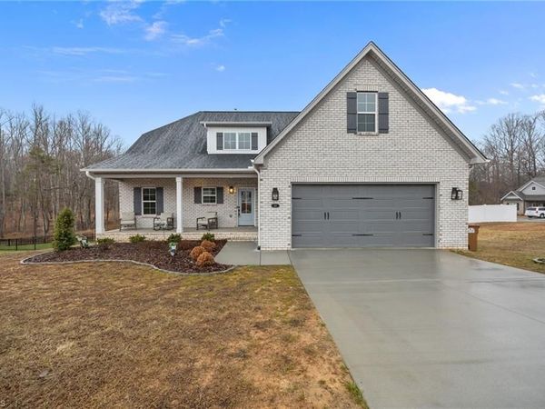 112 Hackamore Trail, Lexington, NC 27295