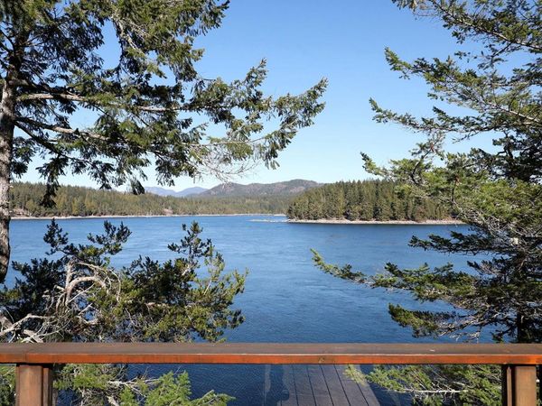 651 Gorge Harbour, Cortes Island, BC V0P 1Z0