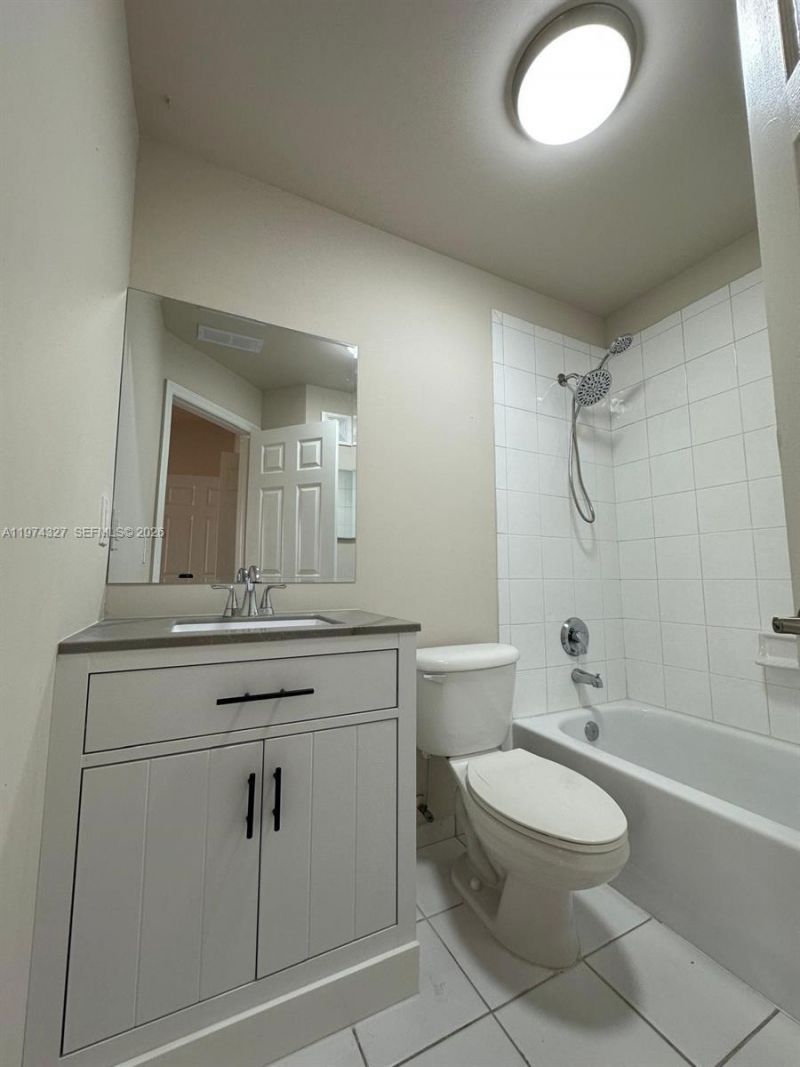2313 SE 24th Ave, Unit 2313, Homestead, FL 33035 Photo