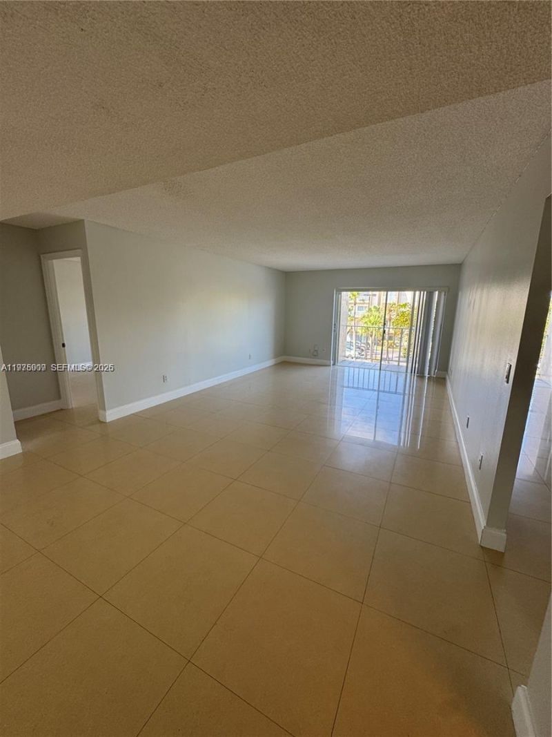 7745 SW 86th St , Unit D-315, Miami, FL 33143 Photo