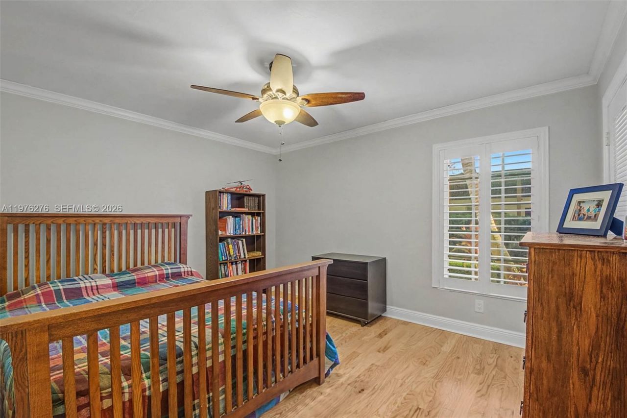 15401 SW 81 Av , Palmetto Bay, FL 33157 Photo