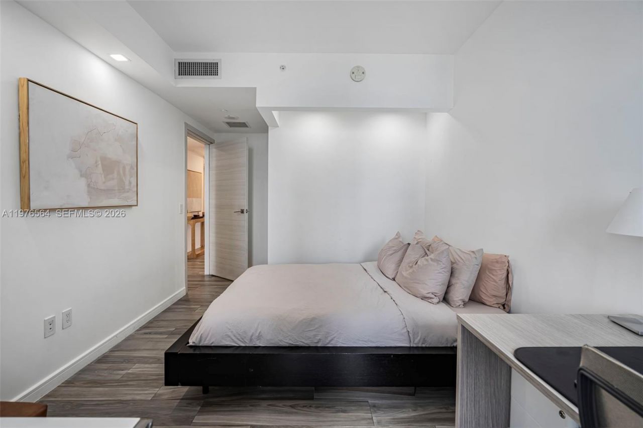 801 S Miami Ave , Unit 2901, Miami, FL 33130 Photo