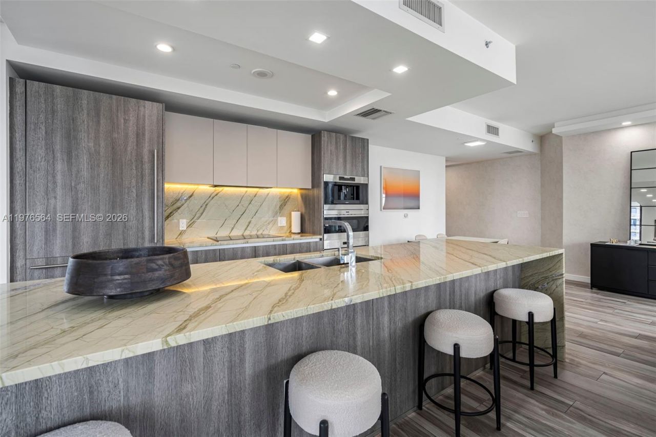 801 S Miami Ave , Unit 2901, Miami, FL 33130 Photo