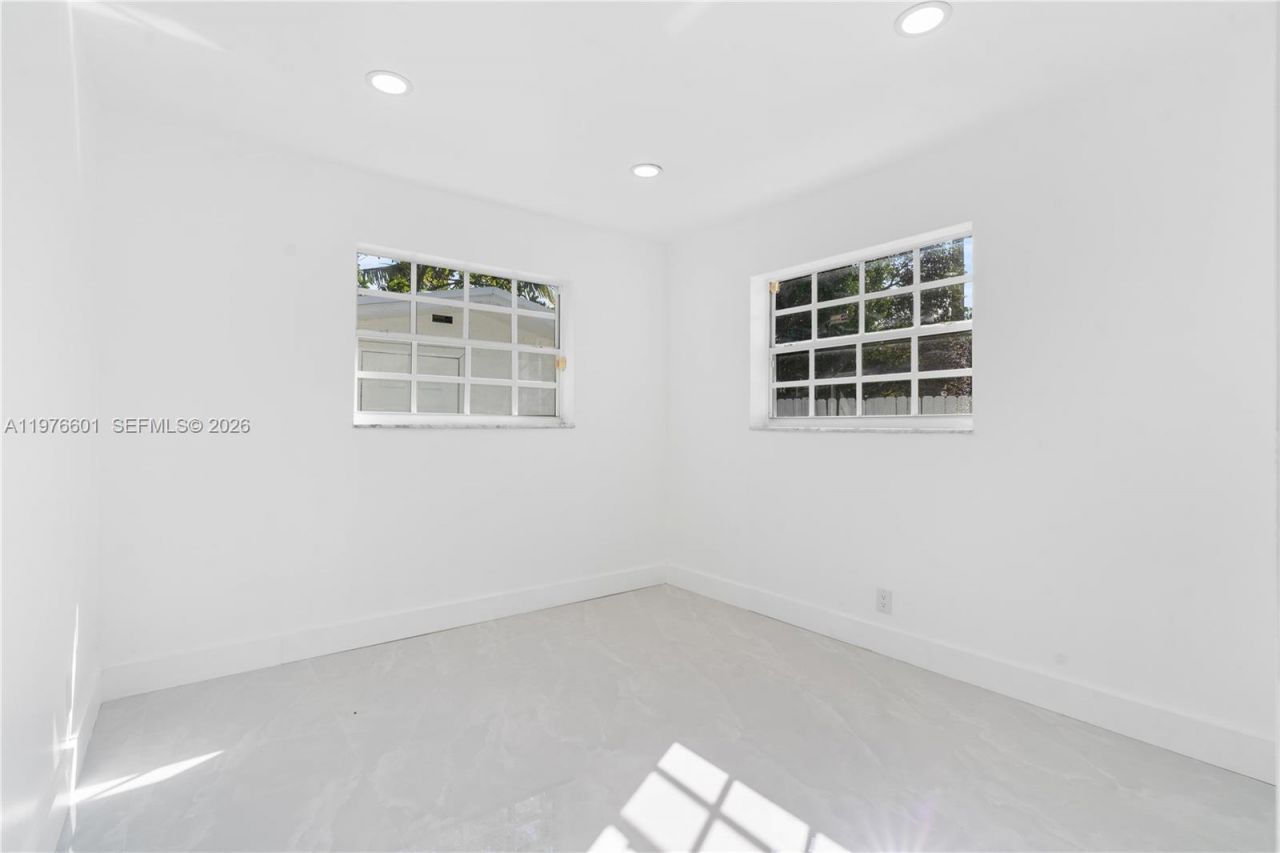 1360 SW 6th Ter, Deerfield Beach, FL 33441 Photo
