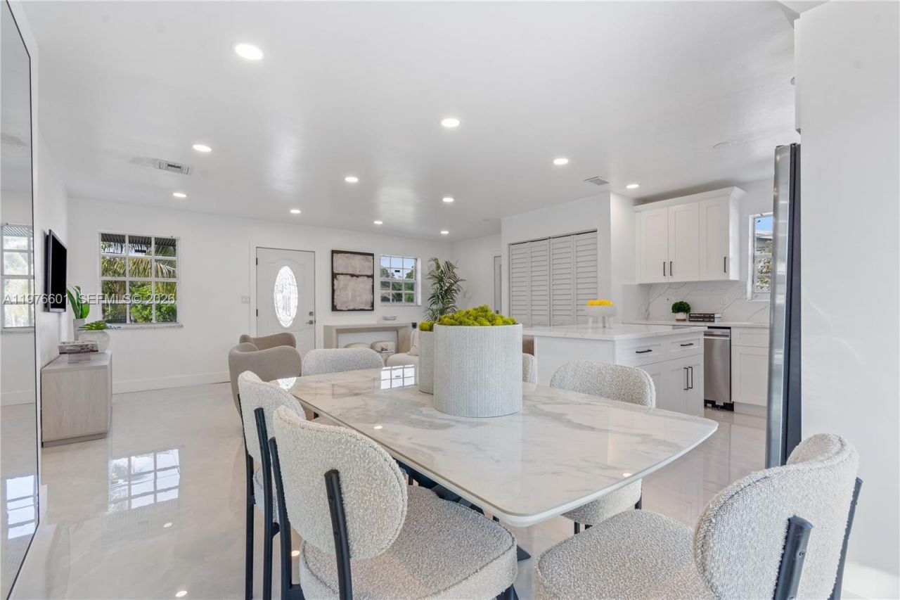 1360 SW 6th Ter, Deerfield Beach, FL 33441 Photo