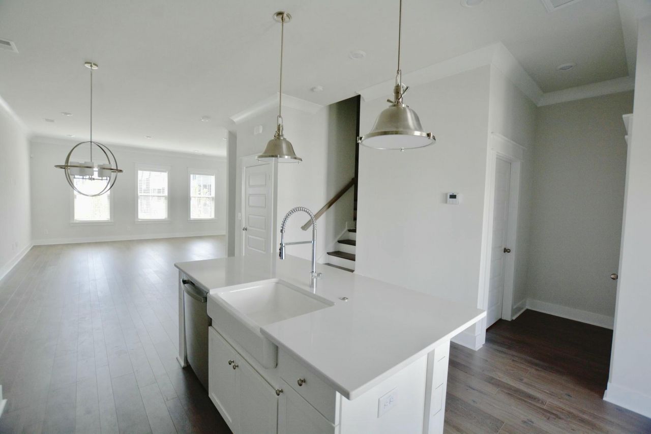 1523 Hidalgo Drive Photo 12