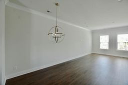 1523 Hidalgo Drive photo 4