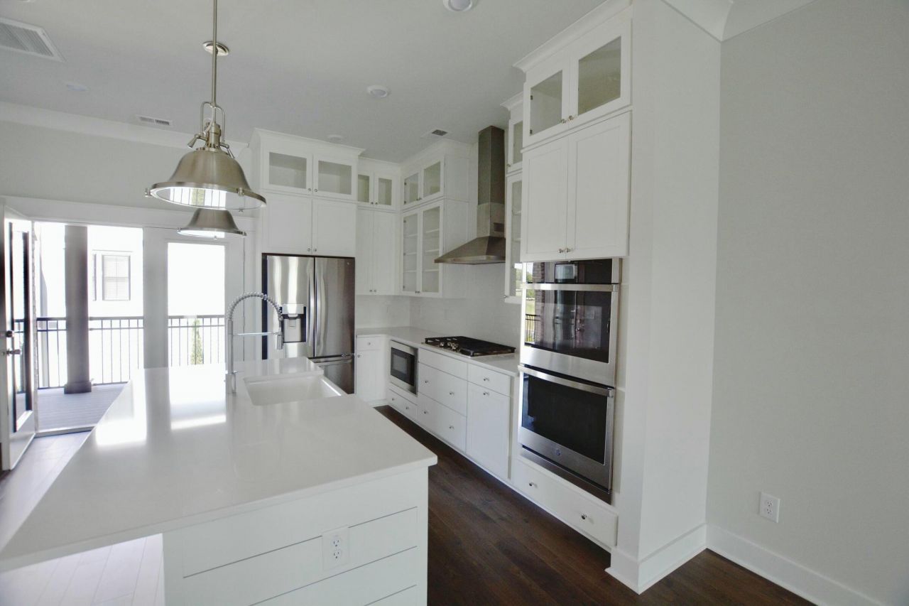 1523 Hidalgo Drive Photo 7