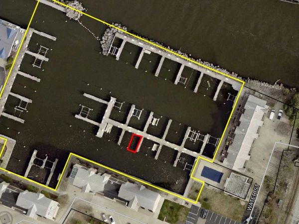 312 Water Street, Unit 47, St. Joseph, MI 49085