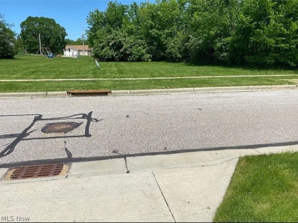 V/L- Eton Street, Twinsburg, OH 44087