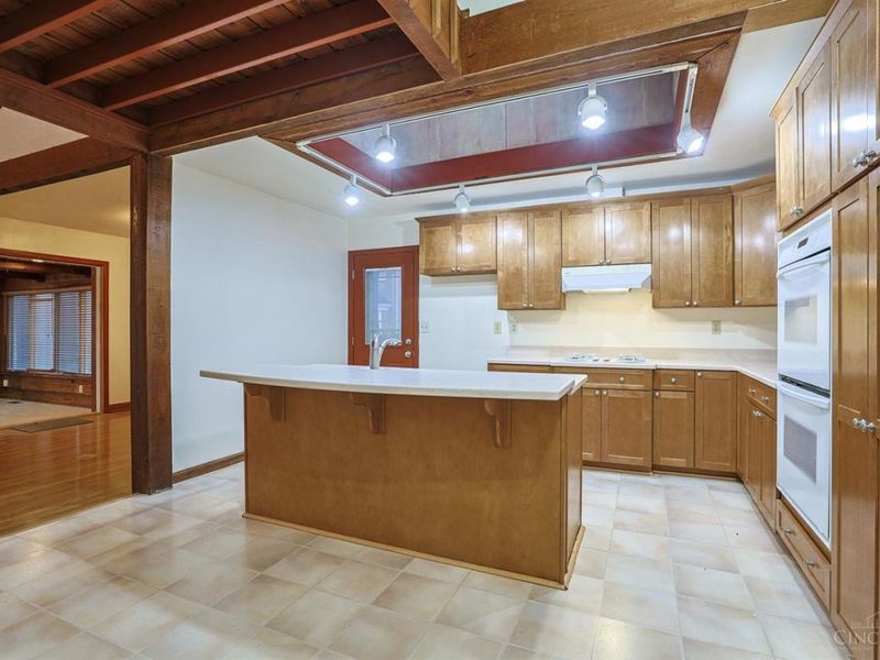 8877 Wuest Road, Colerain Township, OH 45251 Photo 12