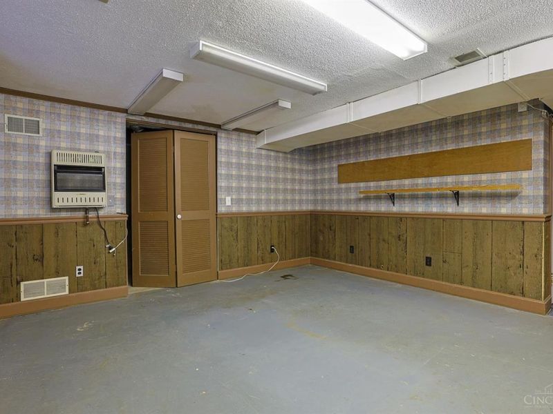 8877 Wuest Road, Colerain Township, OH 45251 Photo 33