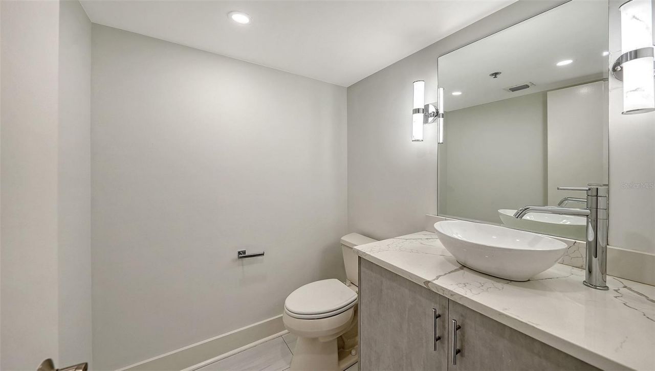 888 Boulevard Of The Arts, Unit 1401, Sarasota, FL 34236 Photo