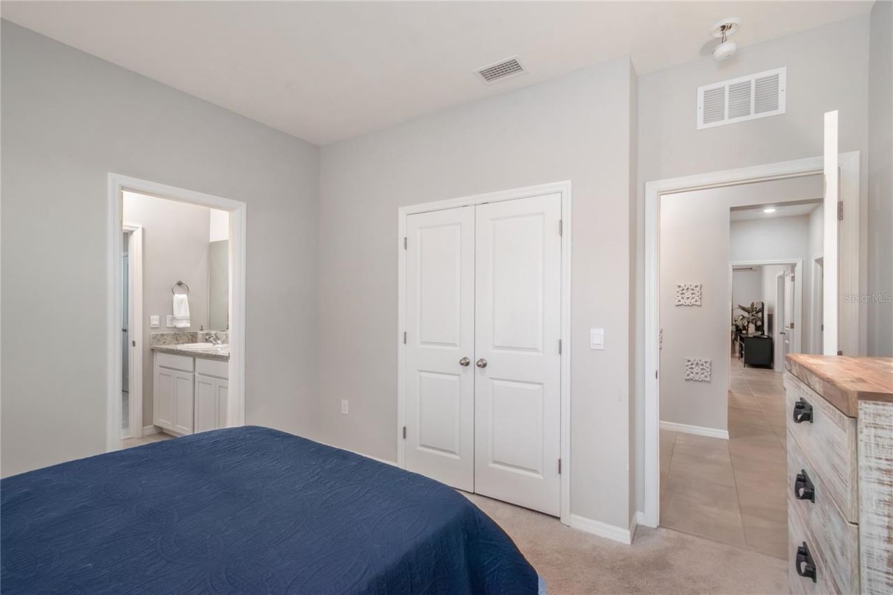5220 NW 46th Lane Road, Ocala, FL 34482 Photo