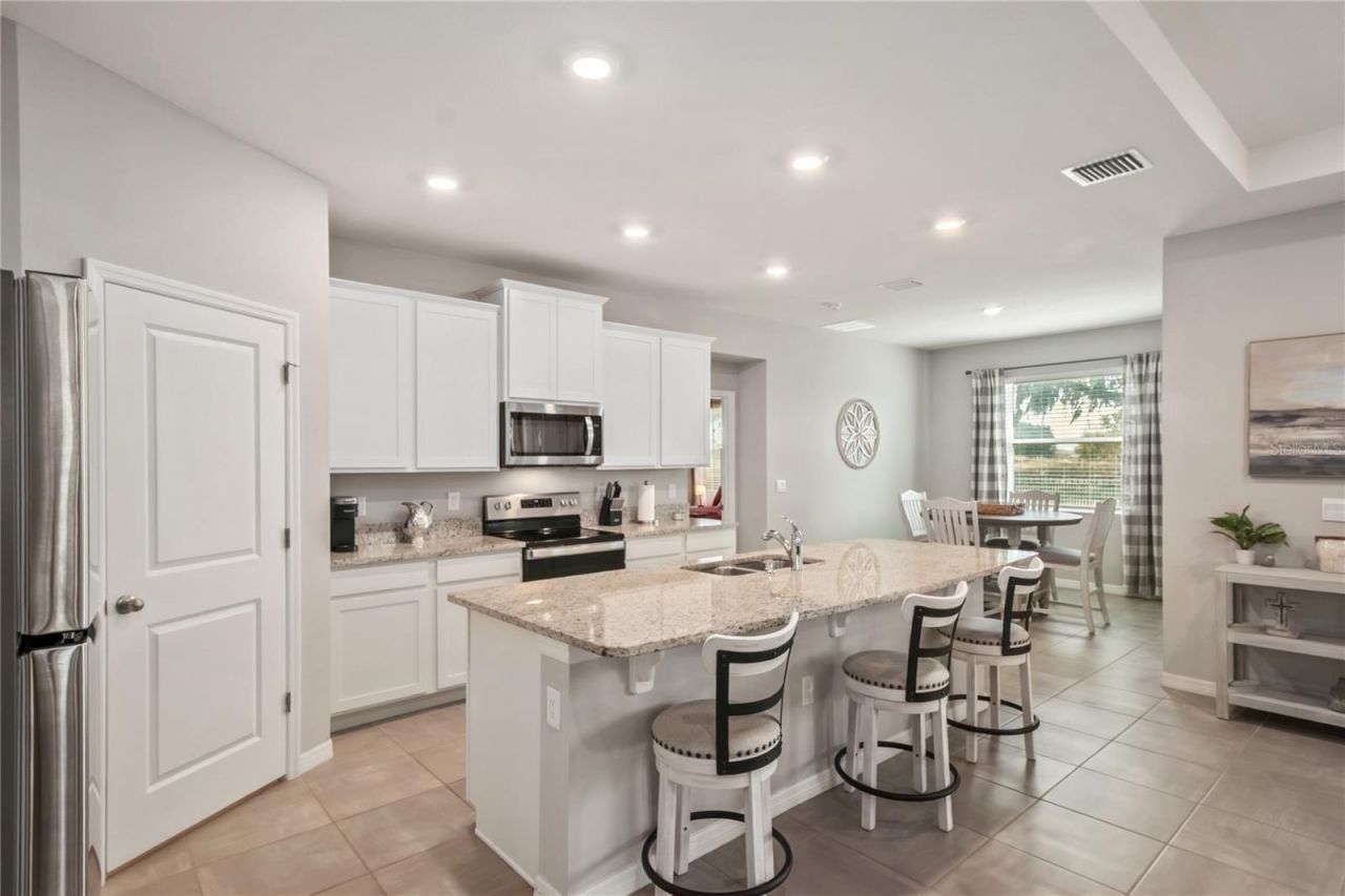 5220 NW 46th Lane Road, Ocala, FL 34482 Photo