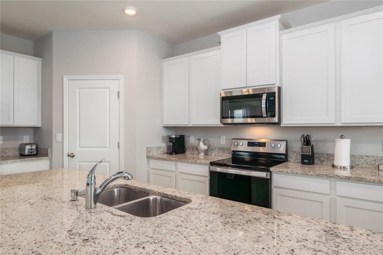 5220 NW 46th Lane Road, Ocala, FL 34482 Photo
