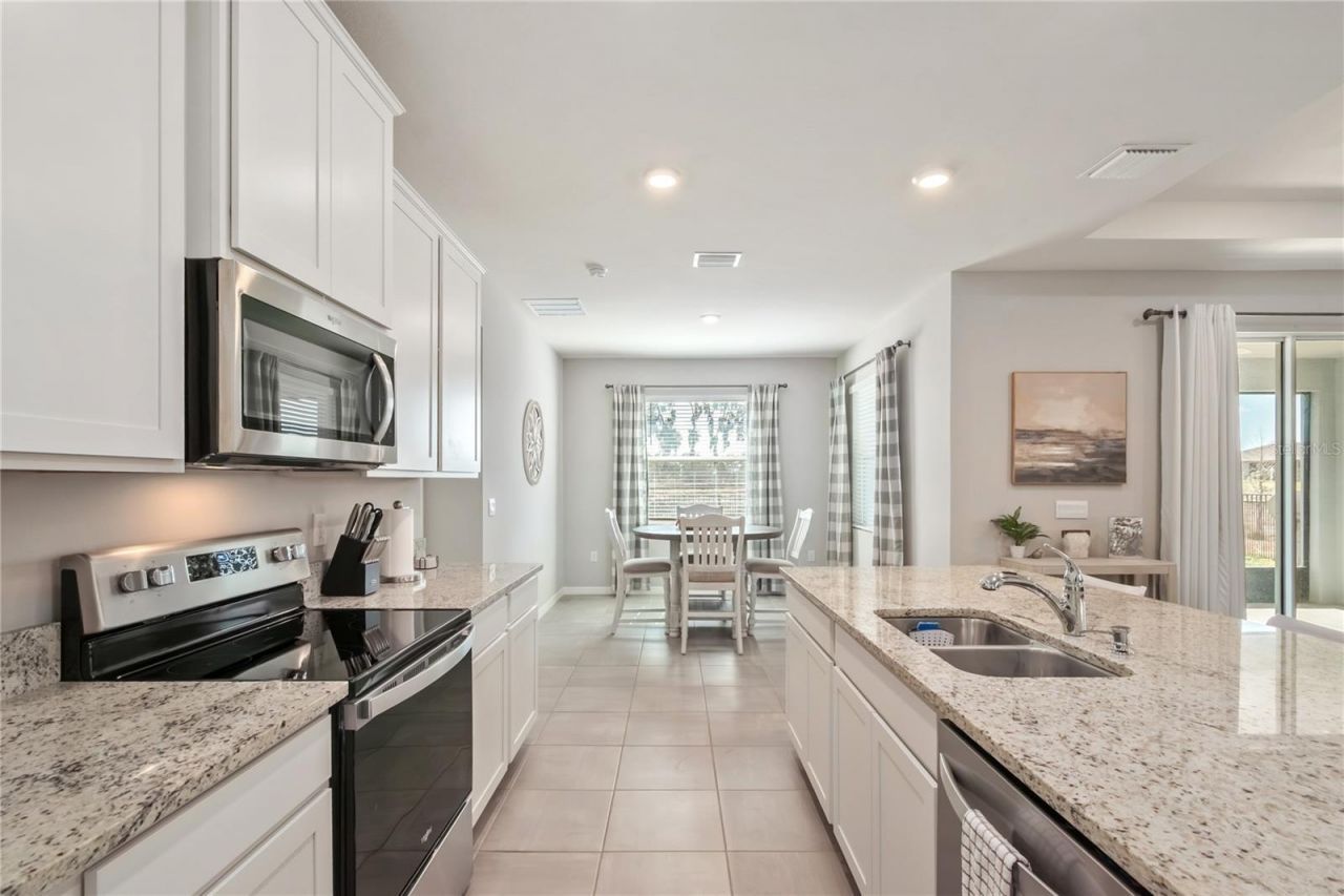 5220 NW 46th Lane Road, Ocala, FL 34482 Photo