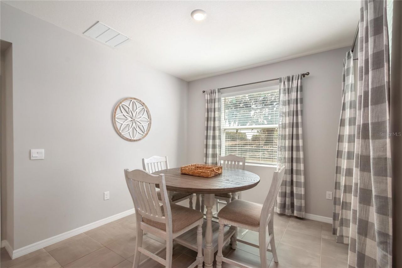 5220 NW 46th Lane Road, Ocala, FL 34482 Photo