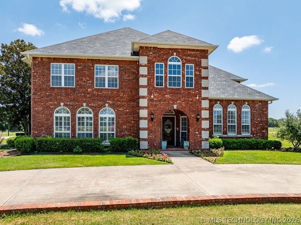 1599 Cardinal Road , Lone Grove, OK 73443