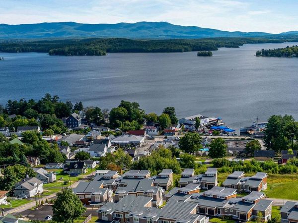 53 Broadview Drive, Unit 2, Laconia, NH 03246