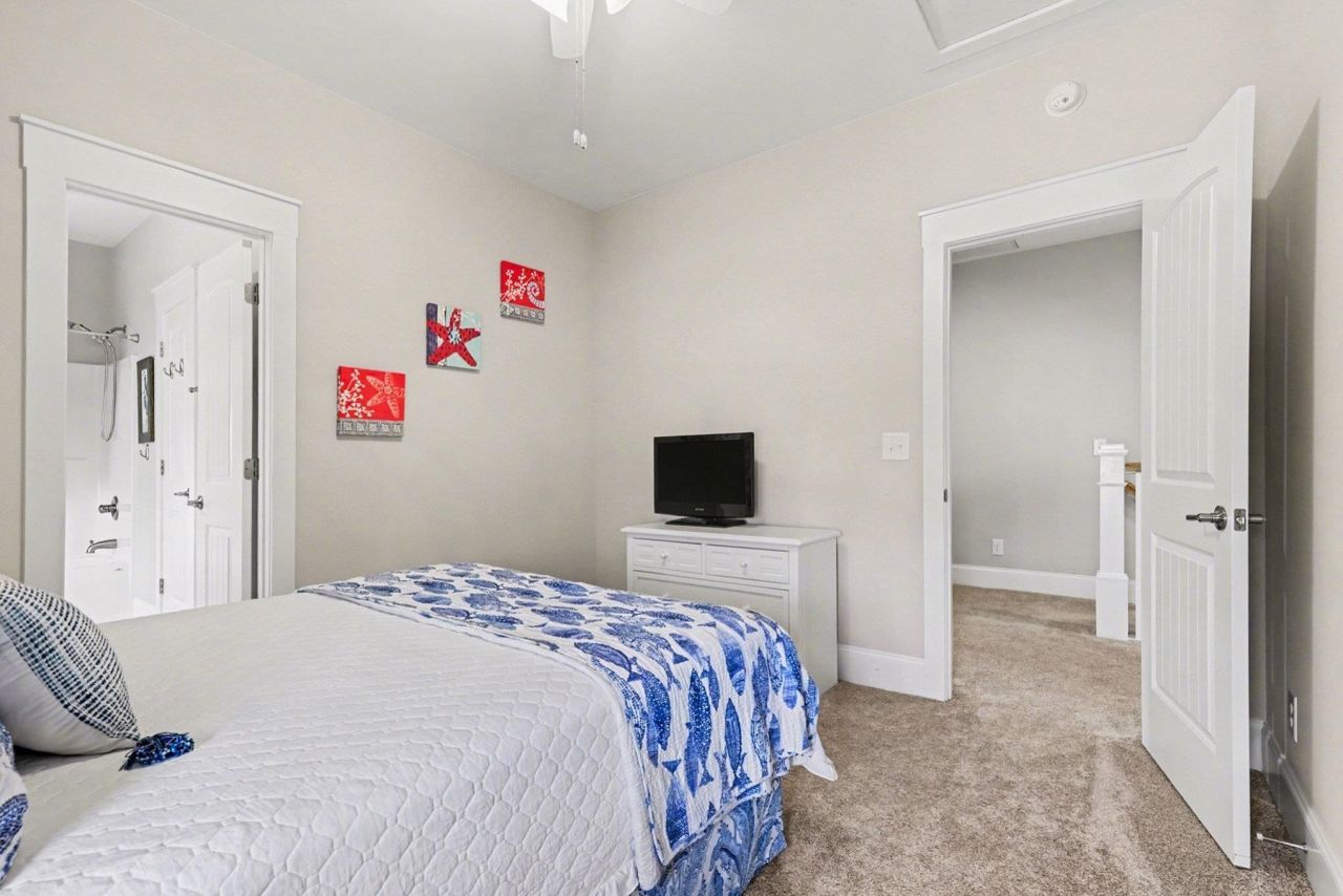 2218 Tidewatch Way Photo 22