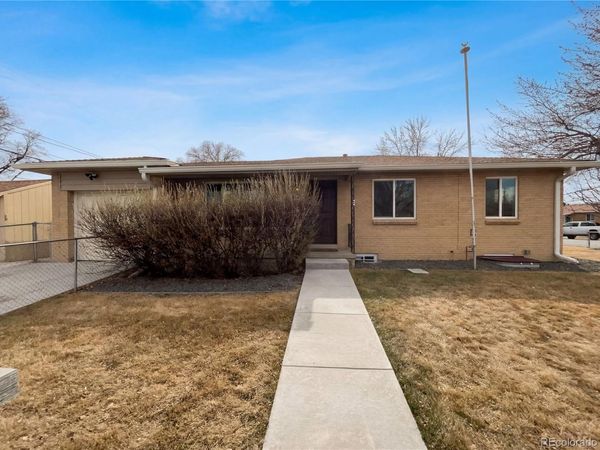 5790 W Louisiana Avenue , Lakewood, CO 80232