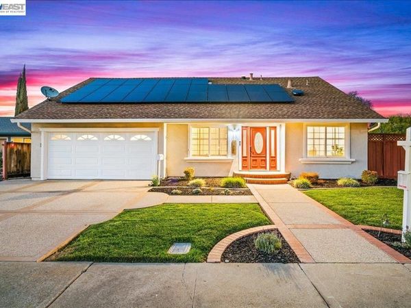 552 552 Hanover St, Livermore, CA 94551